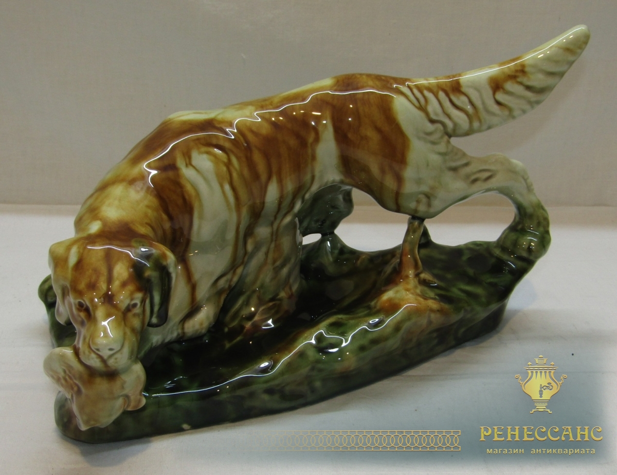 Овчарки статуэтки. Статуэтка собака из камня. Кыштым музей каслинского литья. 00. Овчарки статуэтки.